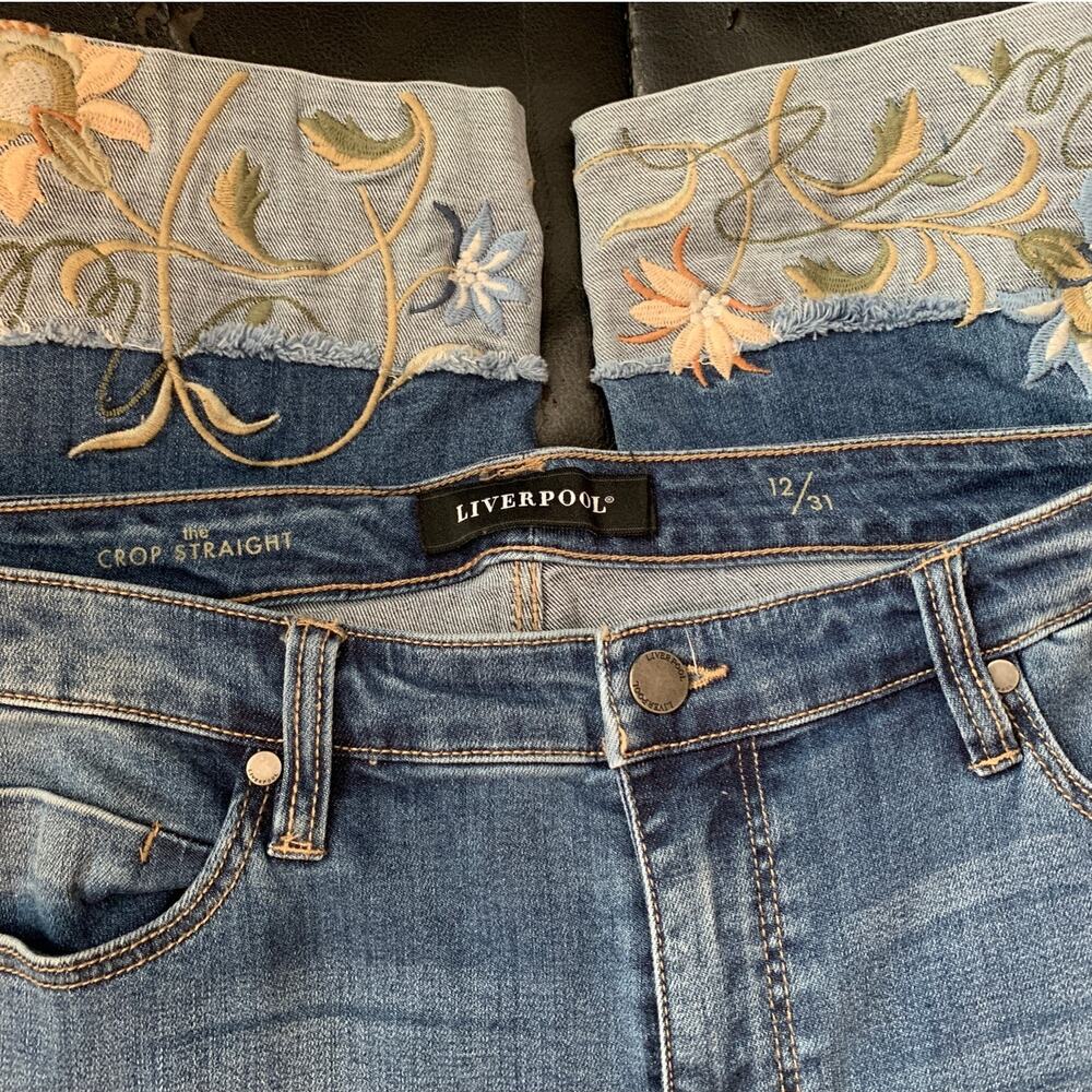 LIVERPOOL UPCYCLED EMBROIDERED CUFF CROP STRAIGHT HI RISE MED WASH JEANS 12/31 - Picture 5 of 5